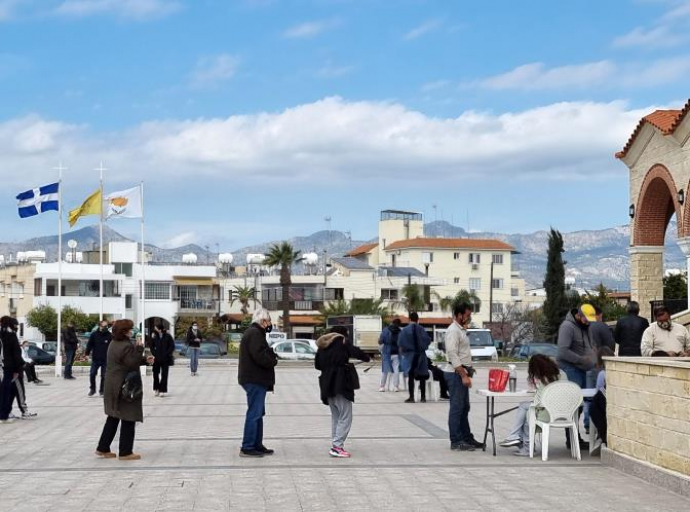 To Yπουργείο Υγείας υπενθυμίζει το πρωτόκολλο για κρούσματα COVID και επαφές
